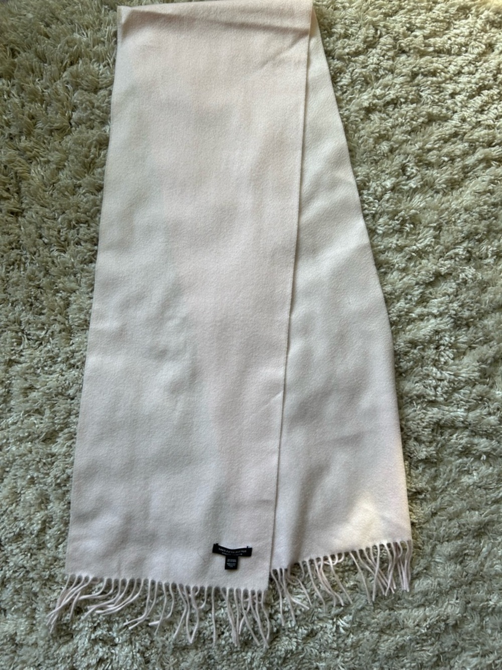 Saks Fifth Avenue 100% Cashmere Fringe Scarf - Blush Pink - Like New